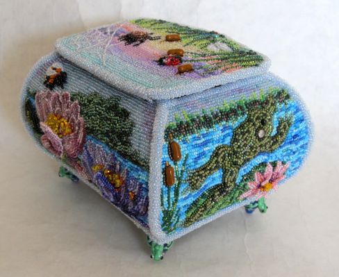 Bead Embroidered Frog Box 585